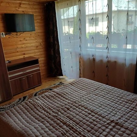ホテル Casa Gherman トゥルダ エクステリア 写真