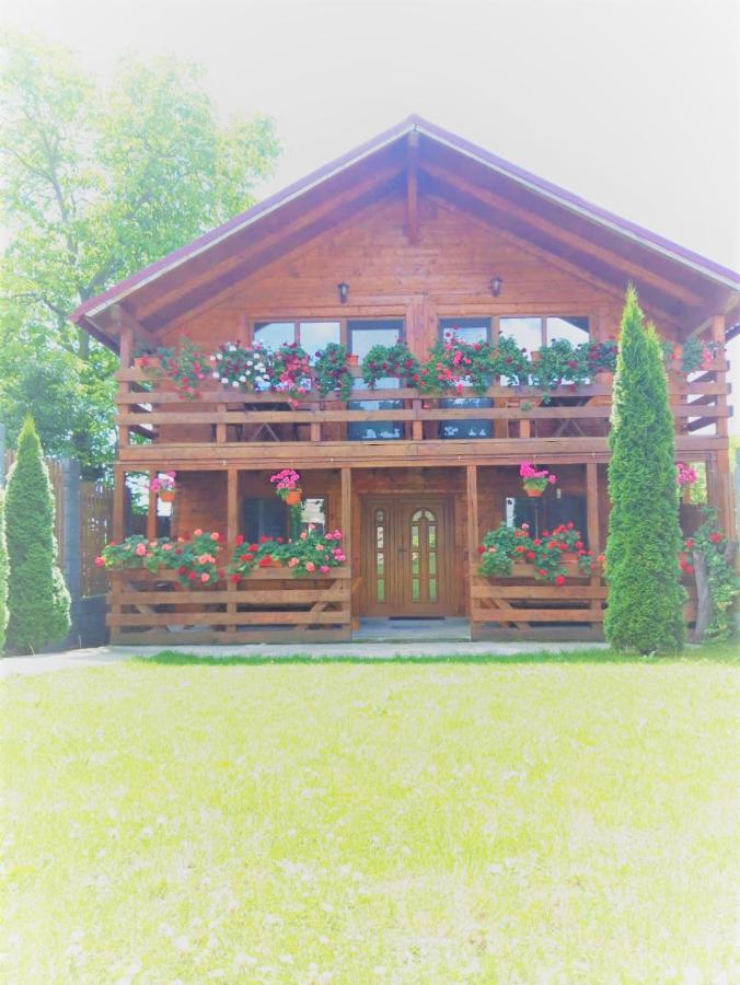 ホテル Casa Gherman トゥルダ エクステリア 写真