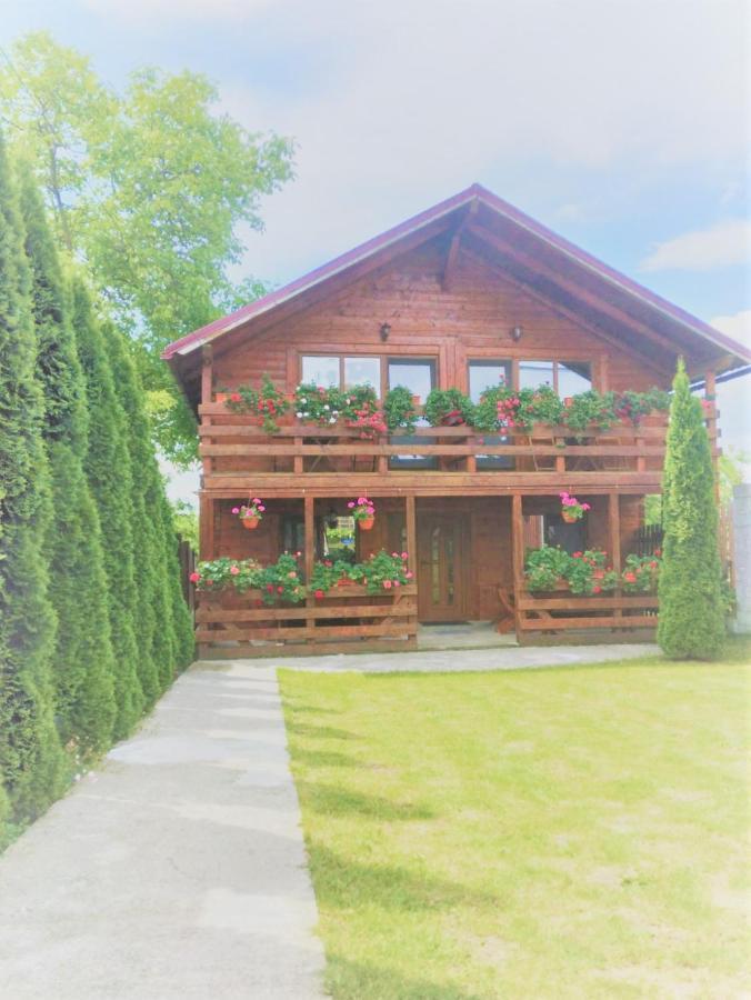 ホテル Casa Gherman トゥルダ エクステリア 写真