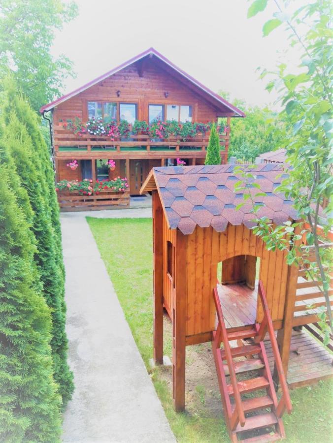 ホテル Casa Gherman トゥルダ エクステリア 写真