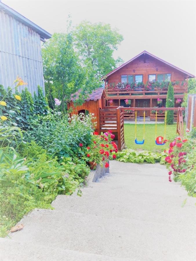 ホテル Casa Gherman トゥルダ エクステリア 写真