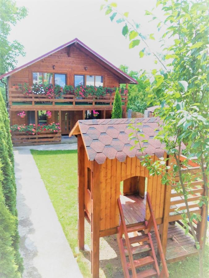 ホテル Casa Gherman トゥルダ エクステリア 写真