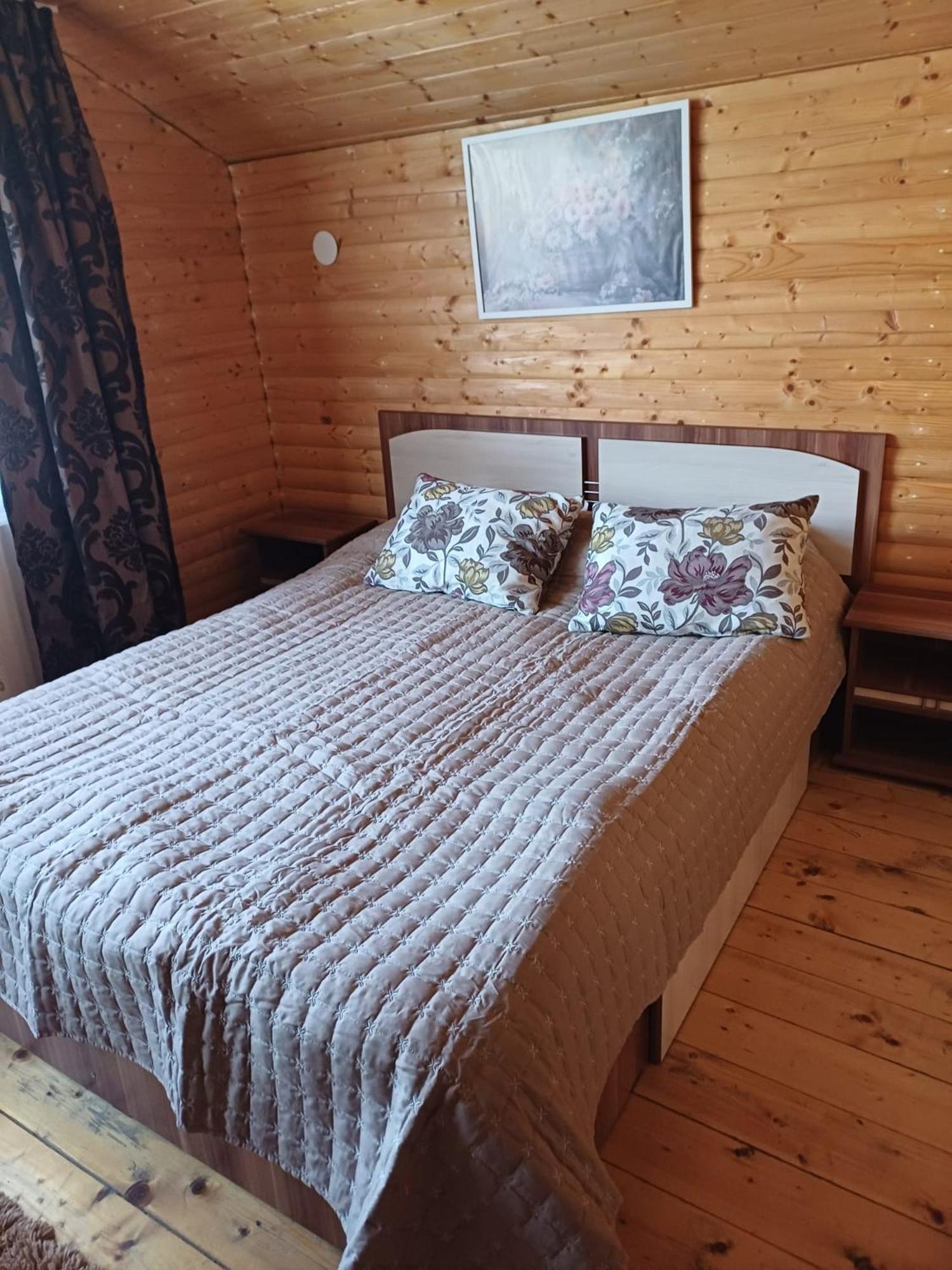 ホテル Casa Gherman トゥルダ エクステリア 写真