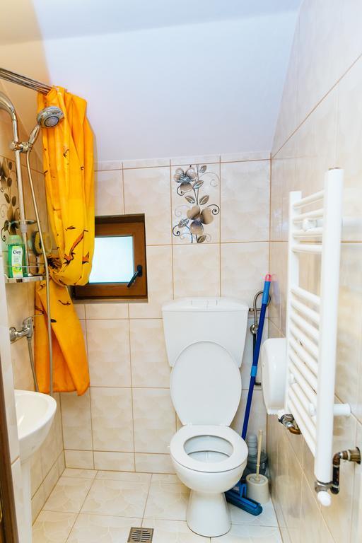 ホテル Casa Gherman トゥルダ エクステリア 写真